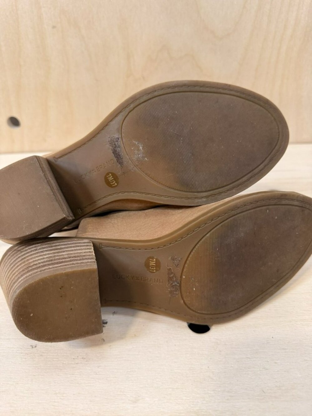 Lucky Brand Sesame Bray Heel Open Toe Leather Boho Tan Heels Size 7 EU 37 $119 - Picture 10 of 12